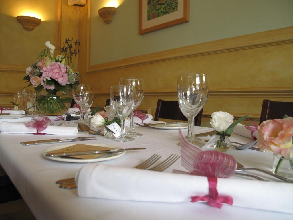 Berties Hotel Romsey Kültér fotó