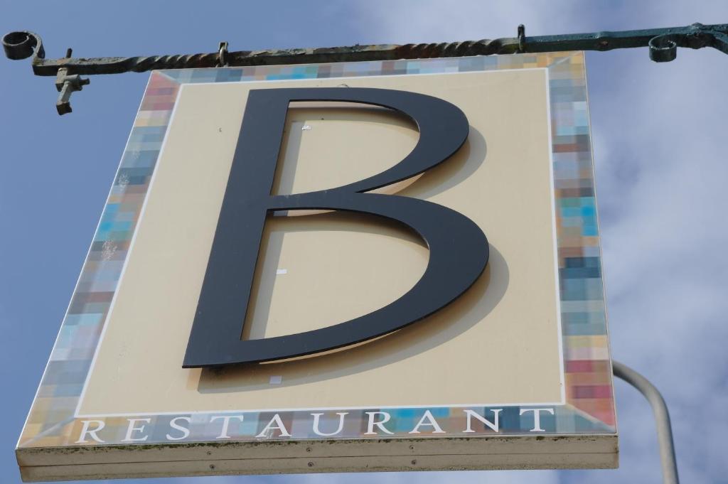 Berties Hotel Romsey Kültér fotó